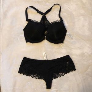 Never worn Adore me bra & underwear set.